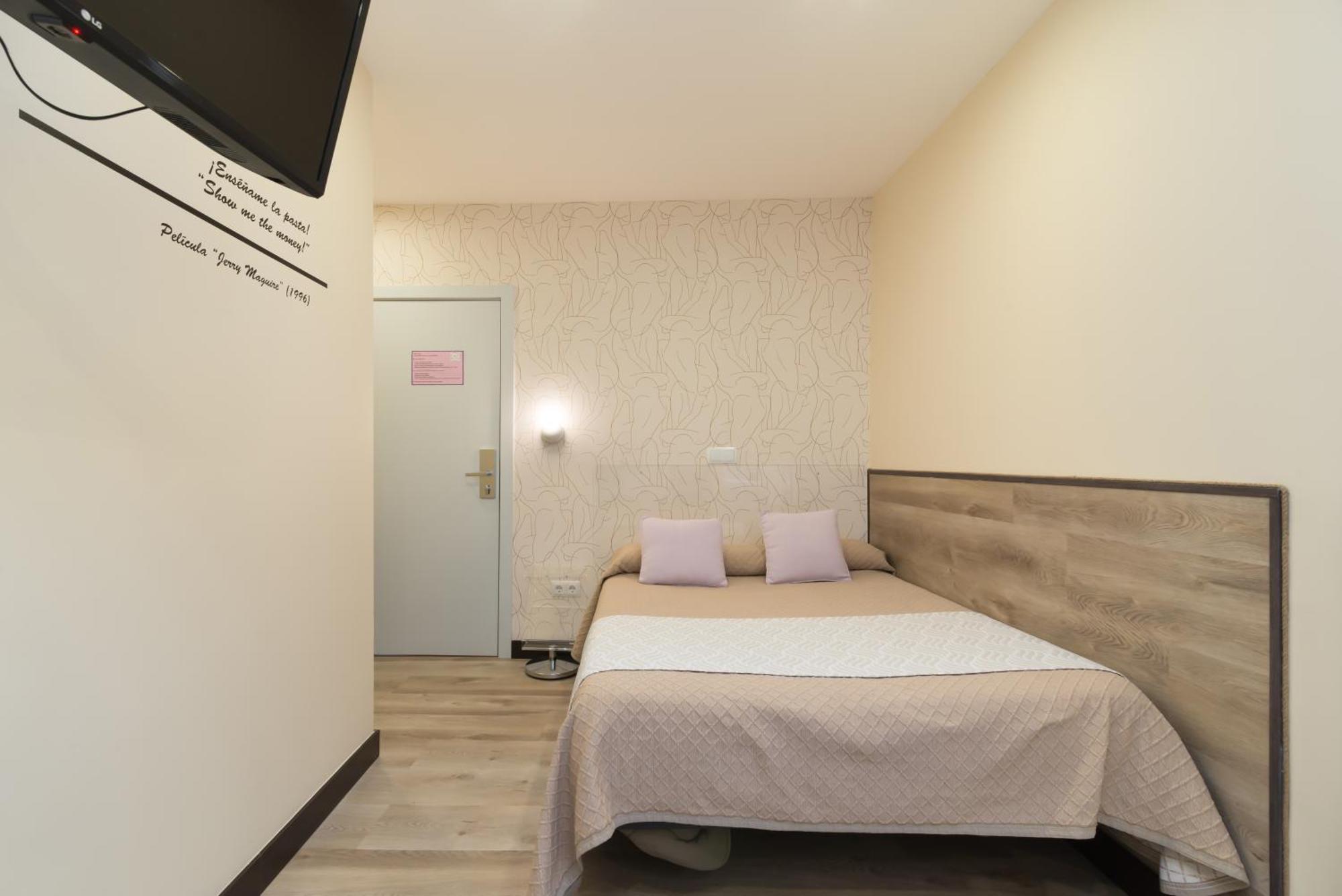 Hostal Art Madrid Hotel Ngoại thất bức ảnh