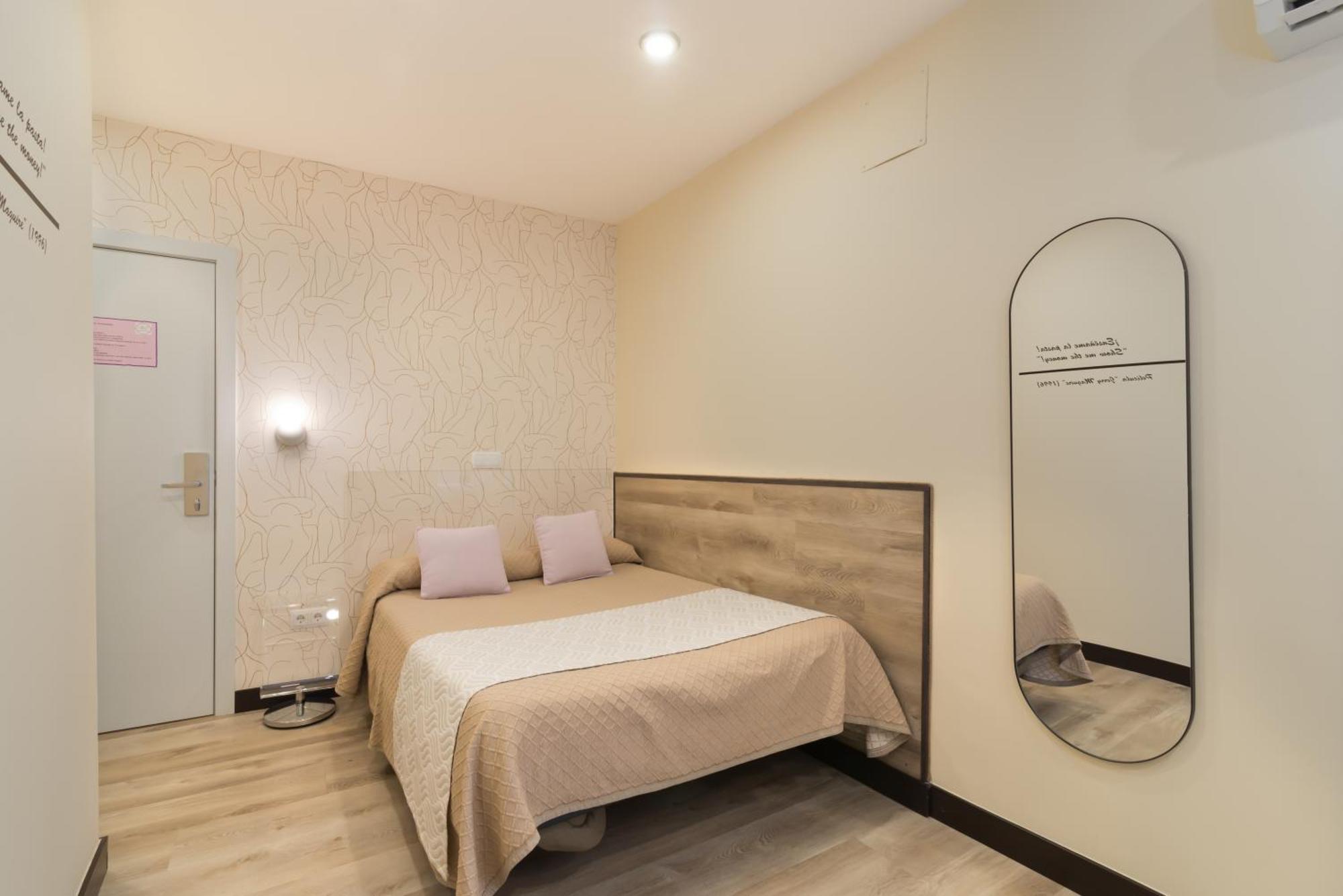 Hostal Art Madrid Hotel Ngoại thất bức ảnh