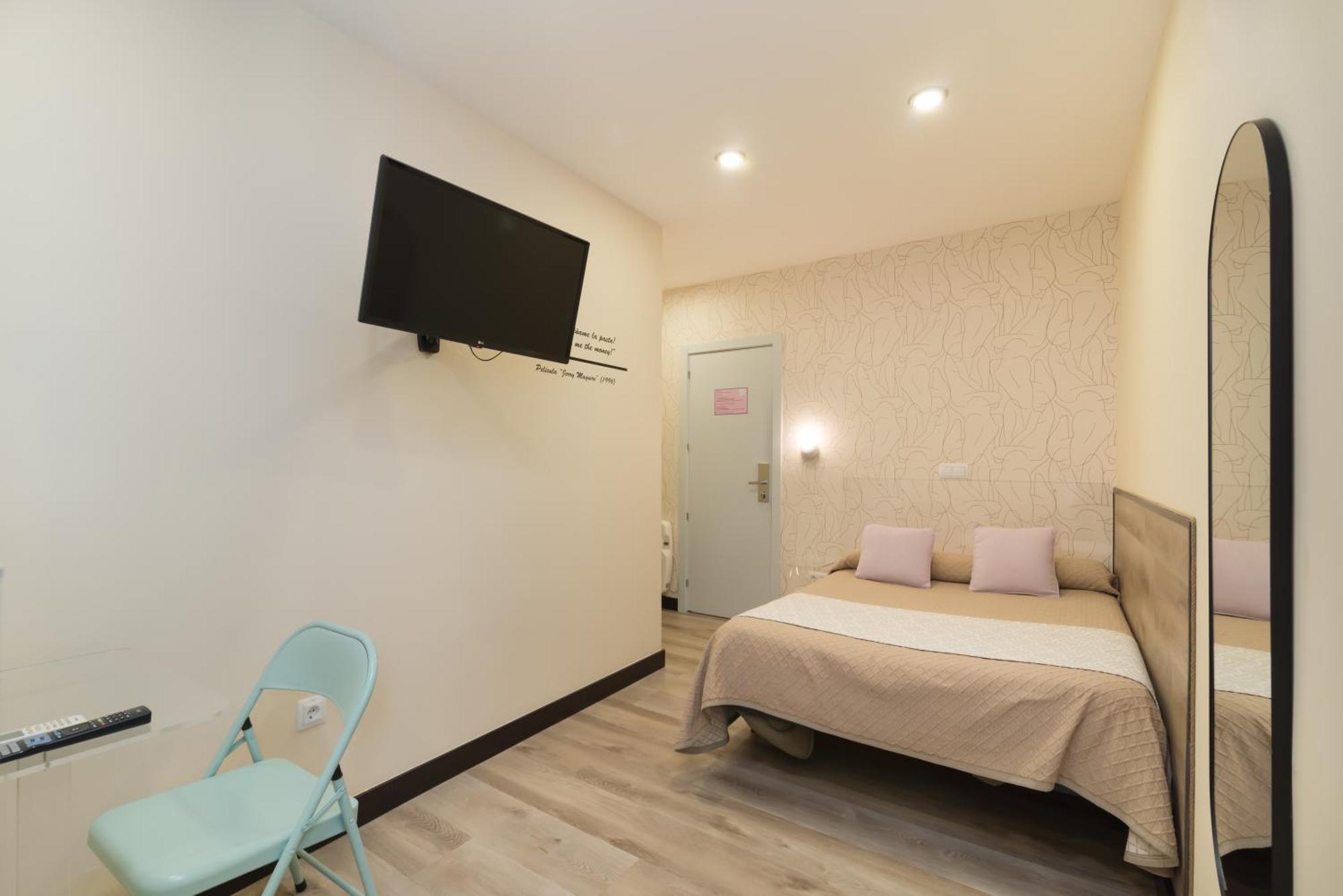 Hostal Art Madrid Hotel Ngoại thất bức ảnh